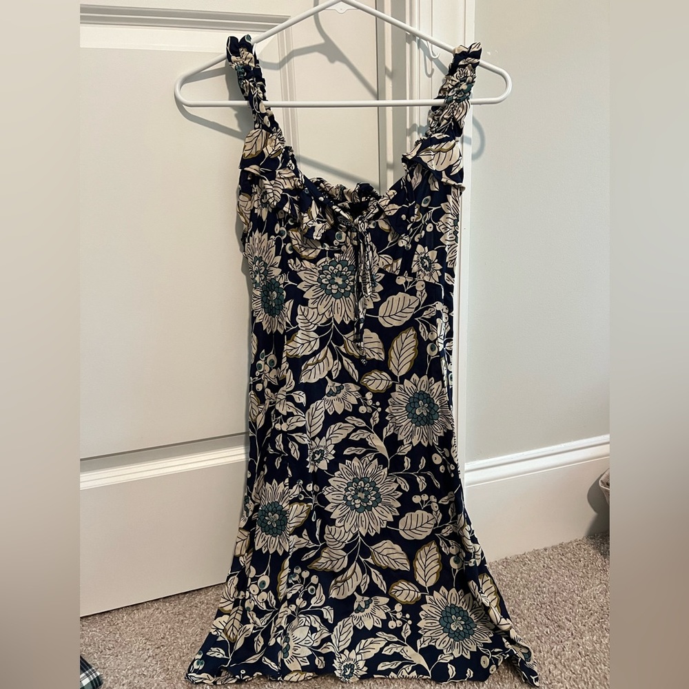 Surf shop dress